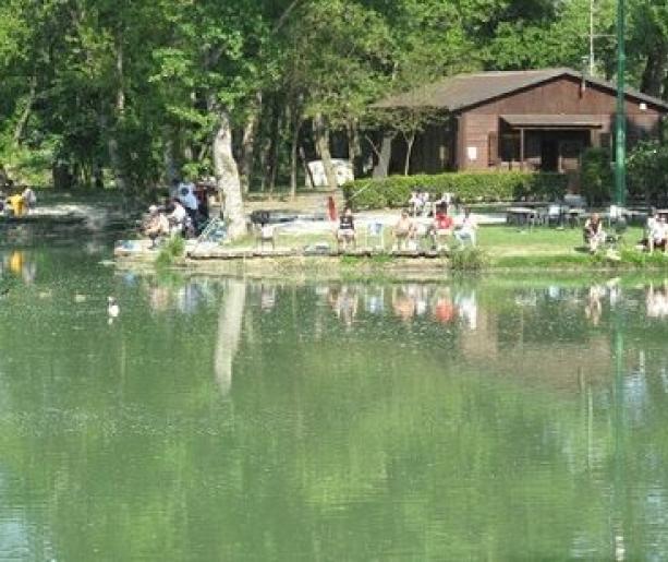 Lago Arcobaleno: Relax e Pesca Sportiva a Due Passi da Riccione