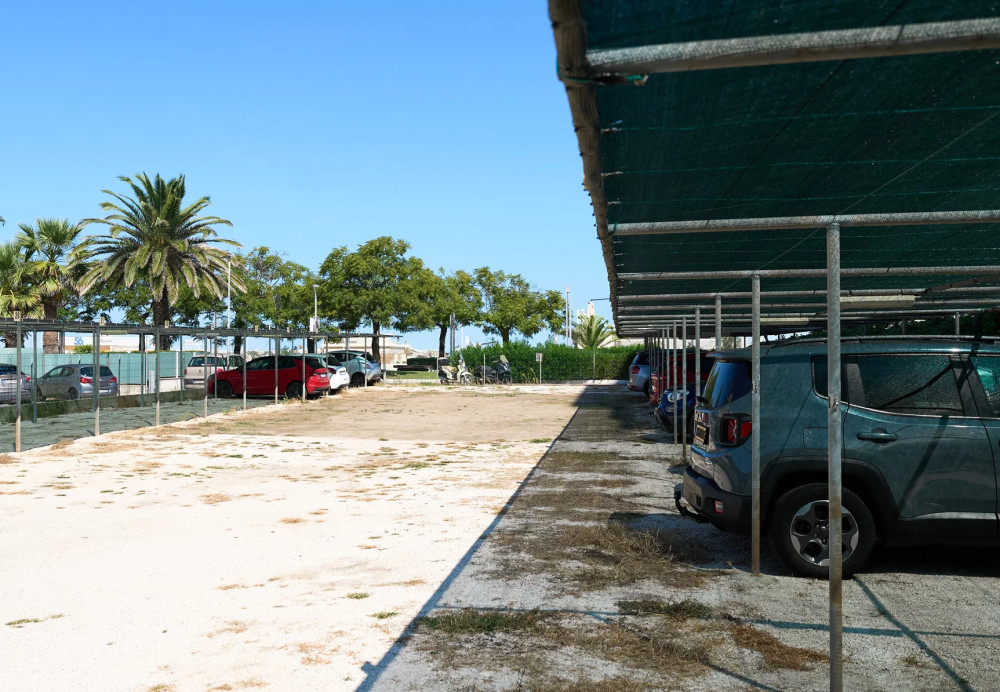 media.Slide_Parcheggio_1Hotel_Royal_Riccione